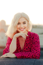 Beautiful Ukrainian woman natalia from chernigov with Blonde hair age 41 photo-2