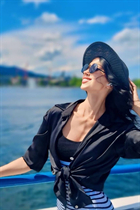 Perfect woman elina from valencia with Dark Brown hair age 38 photo-1