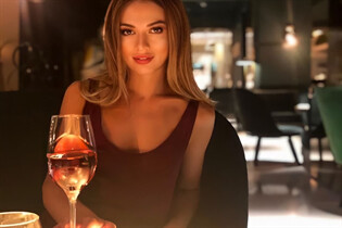 Pretty girl victoria from vienna  with Light Brown hair age 35 photo-54