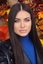 Mariée allemande anna de poltava avec Brunette cheveux 34 ans photo-33