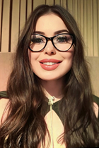 Beautiful single ukrainian woman alevtina from kiev with Dark Brown hair age 21 photo-2