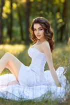 Ukrainian wife from kiev kateryna with Dark Brown hair age 25 photo-5