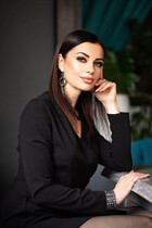 Slavic women ludmila from kiev with Black hair age 43 photo-7