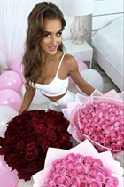 Mariée de dubai snizhana avec Chatain clairs cheveux, âge 34 photo-5