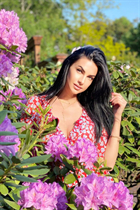 Ukrainian girl victoria from kiev with Dark Brown hair age 41 photo-11