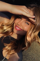 Slavic women anastasia from kiev with Light Brown hair age 18 photo-15