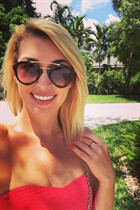 Girl from miami elena with Blonde hair age 42 photo-10