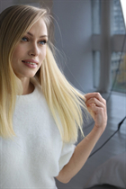 Hermosa mujer de Ucrania ella de kiev con pelo Rubio y edad 46 photo-23