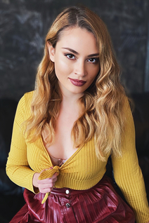 Lovely Ukrainian girl yulia from nikolaev with Light Brown hair age 32