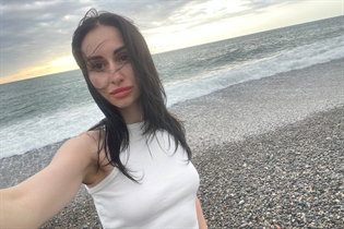 Ukrainian lady marina from kharkov with Dark Brown hair age 30 photo-52