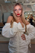 Rencontre femme ukrainienne marharyta de kiev avec Chatain clairs cheveux, age 23 photo-41