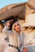 Wife from Ukraine olga from kharkov with Blonde hair age 36 photo-12