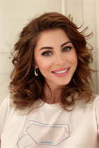 monaco-ville bride elena with Dark Brown hair age 42 photo-15