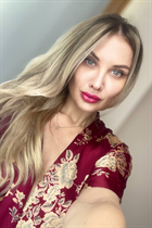 Beautiful ukrainian girl anna from kiev with White Grey hair age 38 photo-11