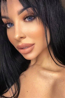 Ukrainian woman for dating elena from kharkov with Black hair age 28