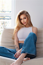 Pretty girl varvara from krakow with Blonde hair age 20 photo-2