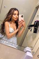 Dating ukrainian woman naina from kiev with Dark Brown hair age 33 photo-14