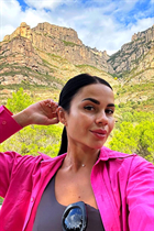 Jolie fille viktoria de vienna  avec Brunette cheveux, âge 37 photo-2