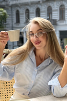 Date ukrainian inna from kyiv with Blonde hair age 38 photo-23