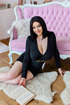 Chica ucraniana victoria de kiev con pelo Marrón claro y edad 22 photo-1