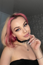 Beautiful Ukrainian girl alina from chernigov with Blonde hair age 26 photo-17