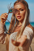 Femme parfaite elina de miami avec Blond cheveux, âge 32 photo-24