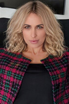 Bride from valencia elena with Blonde hair age 38 photo-1