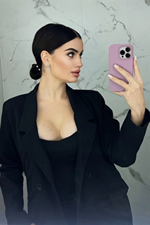 Stunning Ukrainian woman anastasia from kiev with Black hair age 22