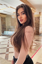 Beautiful Ukrainian girl kateryna from odessa with Light Brown hair age 25 photo-2