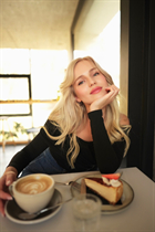 Mariée de bratislava yana avec Blond cheveux, âge 34 photo-11