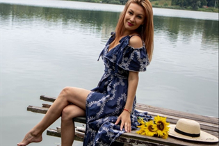 Gorgeous Ukrainian bride ludmyla from sumy with Light Brown hair age 44 photo-18