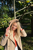 Ukrainian lady iuliia from krapivnitsky with Blonde hair age 38 photo-4