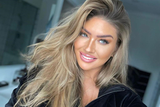 Fille de toronto paula aux cheveux Chatain clairs, age 34 photo-8