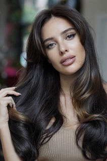 Beautiful Ukrainian woman alexa from kiev with Dark Brown hair age 34