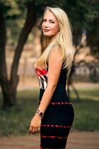Chica en Ucrania victoria de mariupol con pelo Rubio y edad 51 photo-10