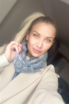 Beautiful ukrainian girl anna from kiev with White Grey hair age 38 photo-16