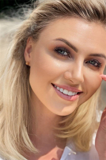 Girl from zagreb anna with Blonde hair age 43