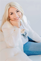 london bride tatiana with Blonde hair age 49 photo-6