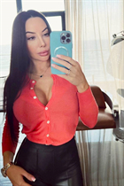 Rencontre fille ukrainienne kristina de nikolaev avec Noirs cheveux, age 40 photo-1