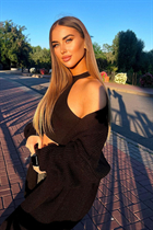 Rencontre fille ukrainienne yevheniia de kiev avec Chatain clairs cheveux, age 21 photo-21