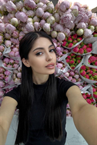 Belle femme ukrainienne célibataire lilit de kyiv avec Noirs cheveux, âge 27 photo-11