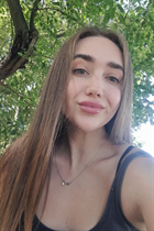 Dating ukrainian woman olena from kremenchuk with Light Brown hair age 28 photo-3