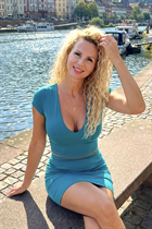 Dating a german woman olena from baden-baden with Blonde hair 44 years old photo-10