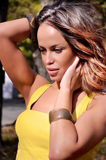 Russian single woman victoria from kharkov with Dark Brown hair age 31