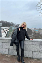 Superbe fille ukrainienne lyudmila de kiev avec Blond cheveux, âge 50 photo-16