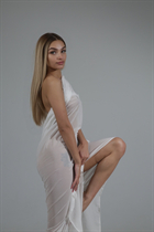 Épouser une femme moldave anna de kishinev avec Blond cheveux, âge 19 photo-3