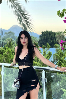 Wife from Ukraine oksana from kiev with Black hair age 29