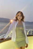 Dating moldovan girl nadia from kishinev with Dark Brown hair age 23 photo-4