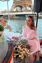 Chica ucraniana larysa de kyiv con pelo Marrón claro y edad 38 photo-12