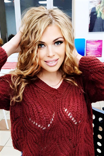 Fille de tashkent anastasia aux cheveux Blond, age 40